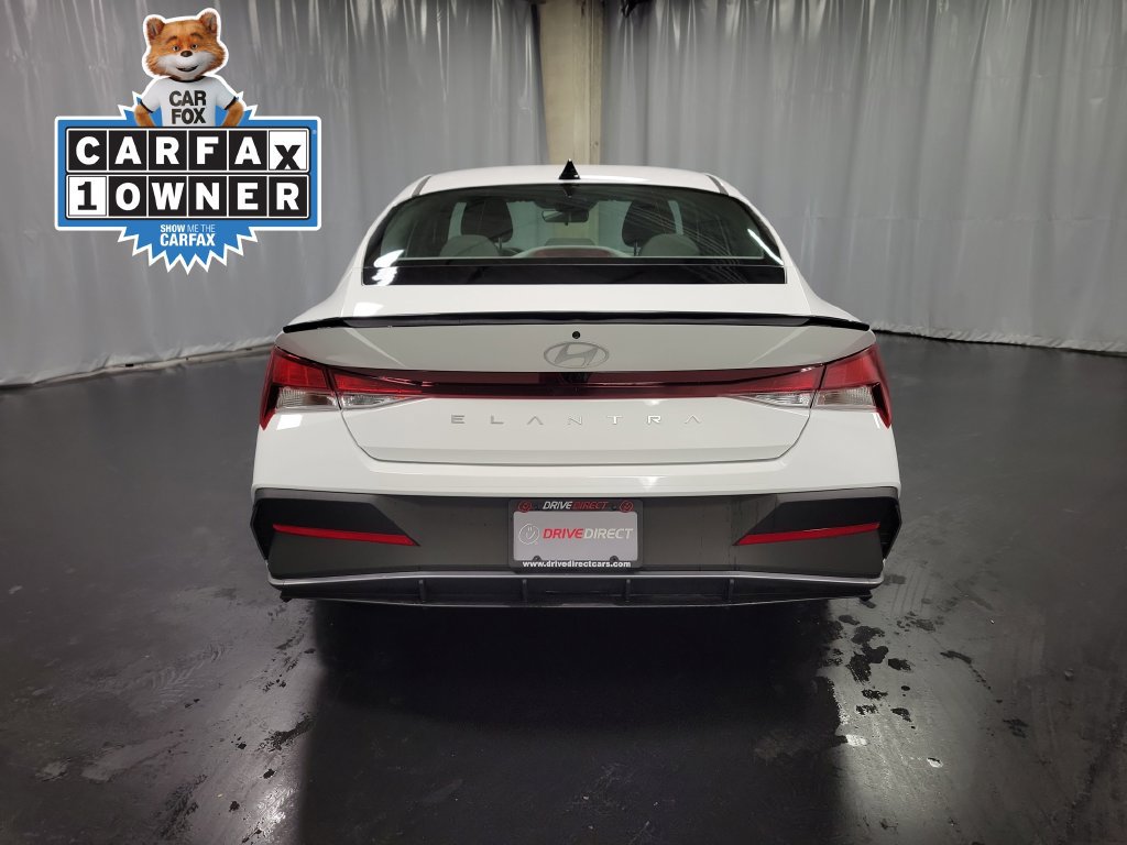 Used 2025 Hyundai Elantra Sport FWD image 7