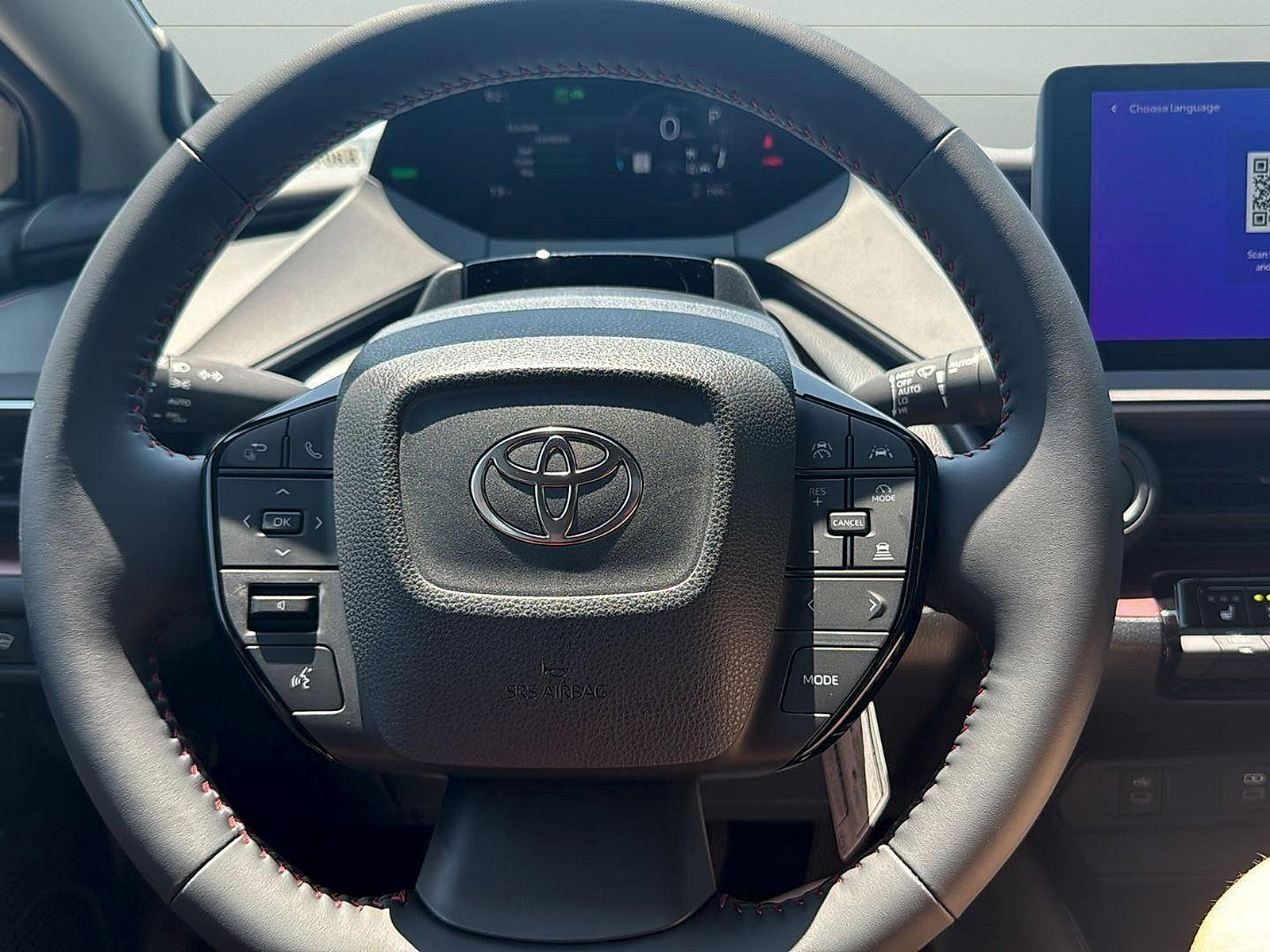 New 2025 Toyota Prius Plug-In Hybrid FWD image 27