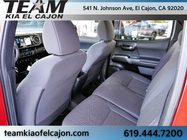 Used 2017 Toyota Tacoma TRD Sport AWD/4WD image 20