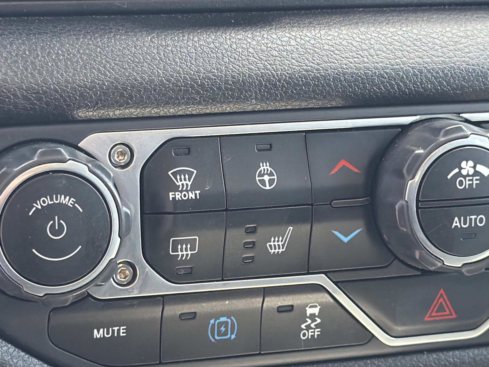 Used 2025 Jeep Wrangler Unlimited Sport S 4xe AWD/4WD image 15