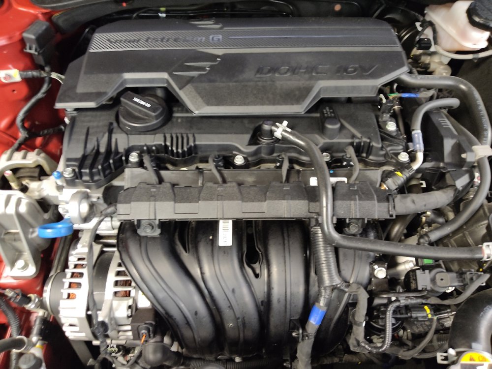 Used 2025 Hyundai Elantra Sport FWD image 30