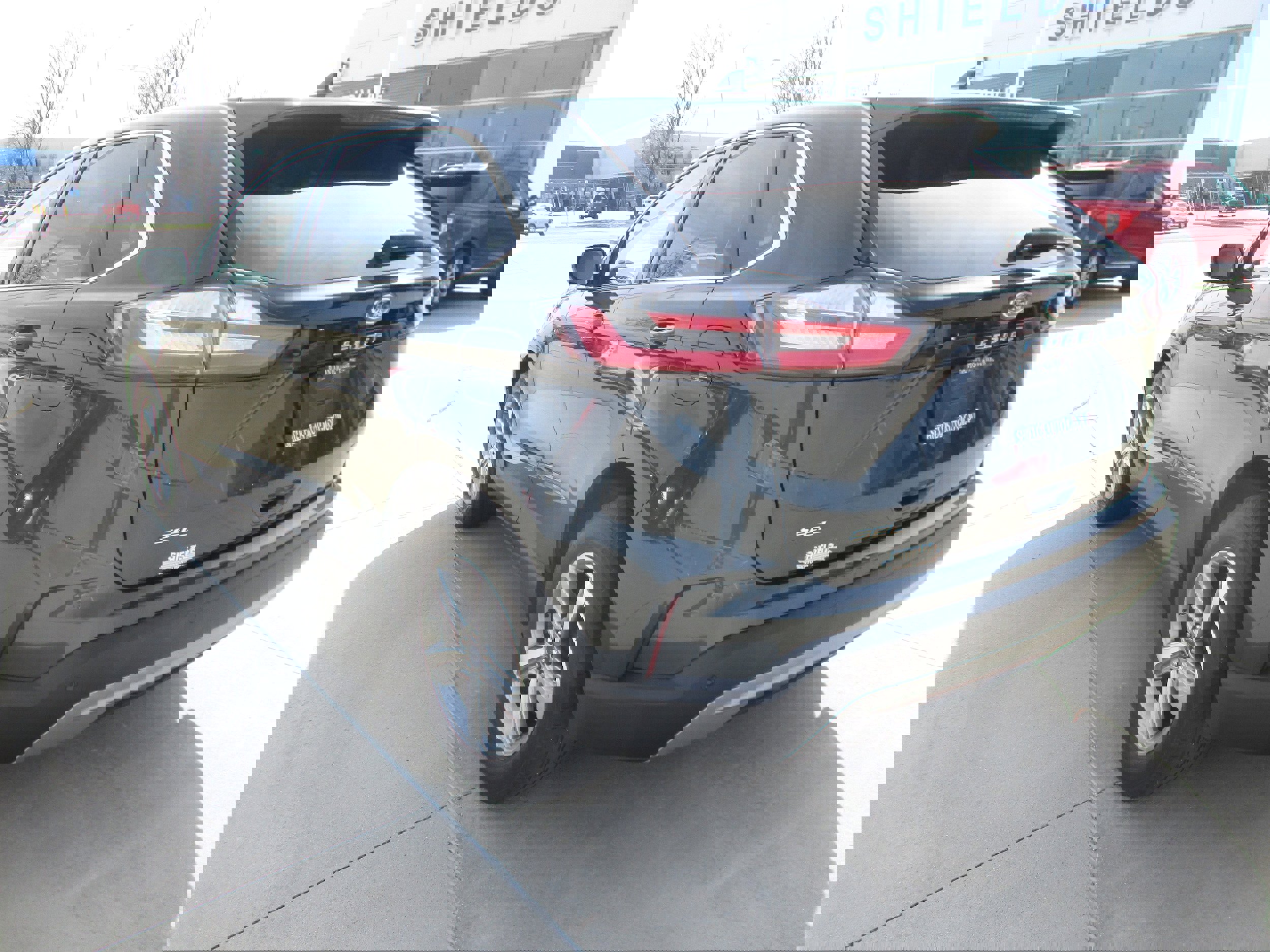 Used 2022 Ford Edge SEL w/ Convenience Package image 4