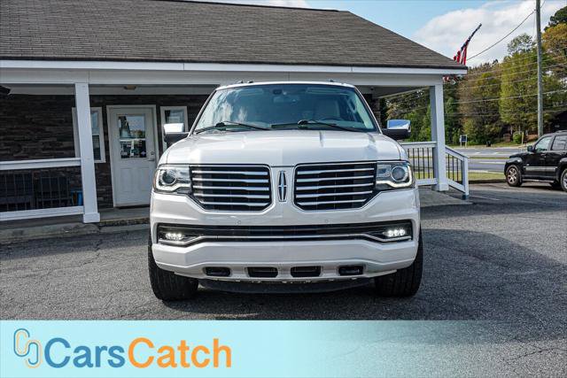 Used 2016 Lincoln Navigator Select image 11