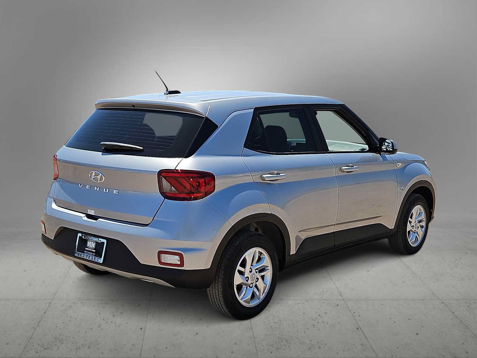 Certified 2026 Hyundai Venue SE FWD image 8