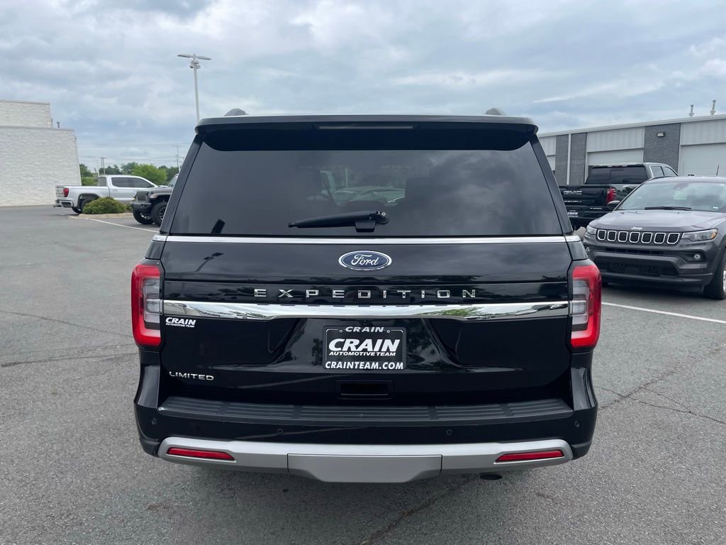 Used 2024 Ford Expedition Limited AWD/4WD image 6