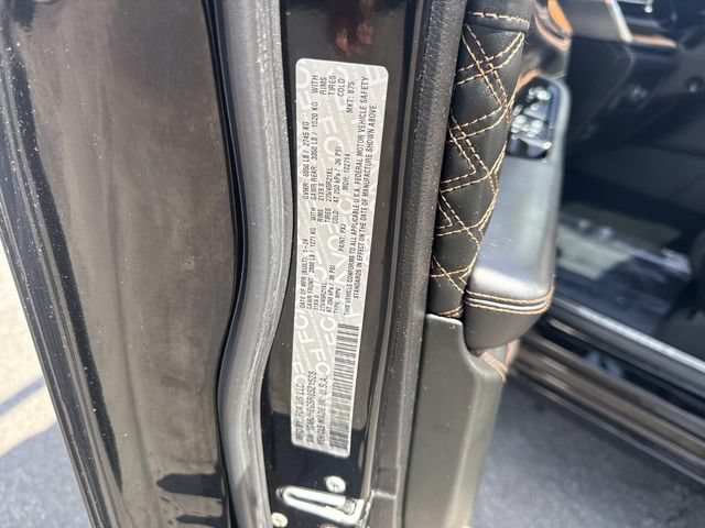 Used 2024 Jeep Grand Cherokee Summit AWD/4WD image 24
