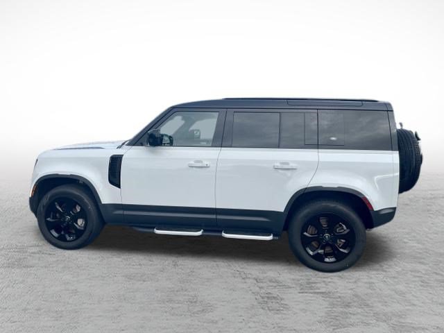 Used 2024 Land Rover Defender 110 S AWD/4WD image 5