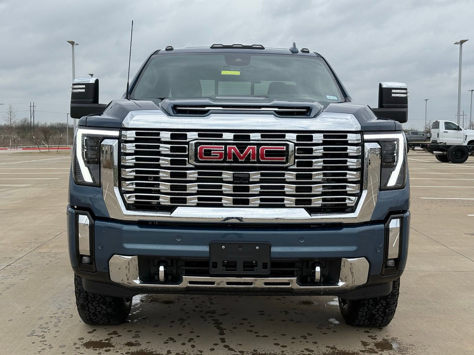 Used 2026 GMC Sierra 2500 Denali w/ Denali Reserve Package image 2