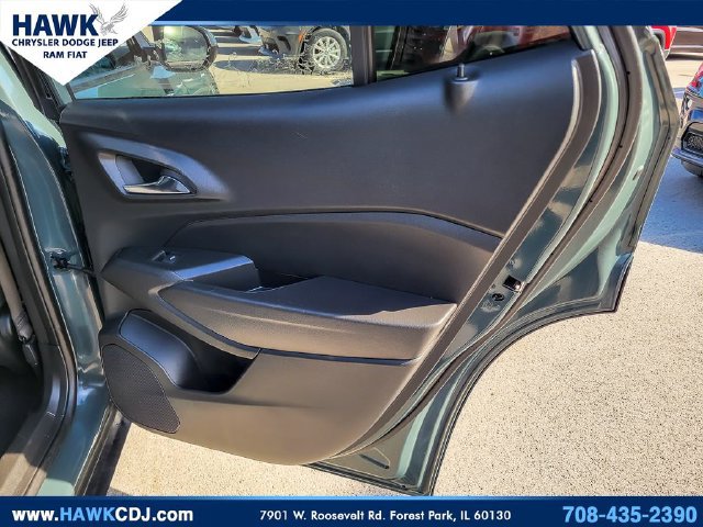Used 2025 Chevrolet Trax LS w/ LS Convenience Package FWD image 24