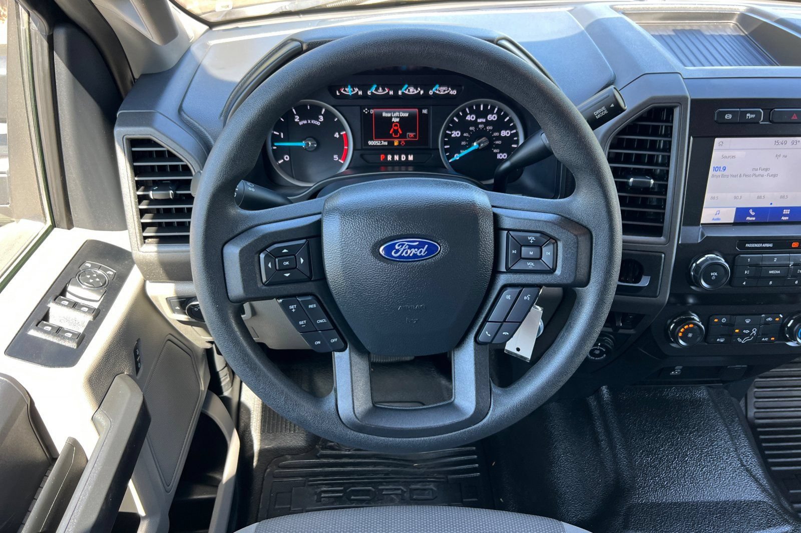 Certified 2022 Ford F250 XL w/ STX Appearance Package RWD image 16