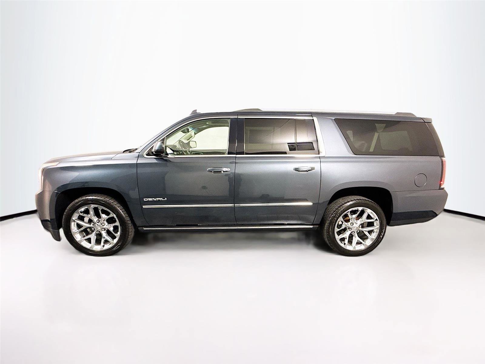 Used 2020 GMC Yukon XL Denali w/ Denali Ultimate Package image 31
