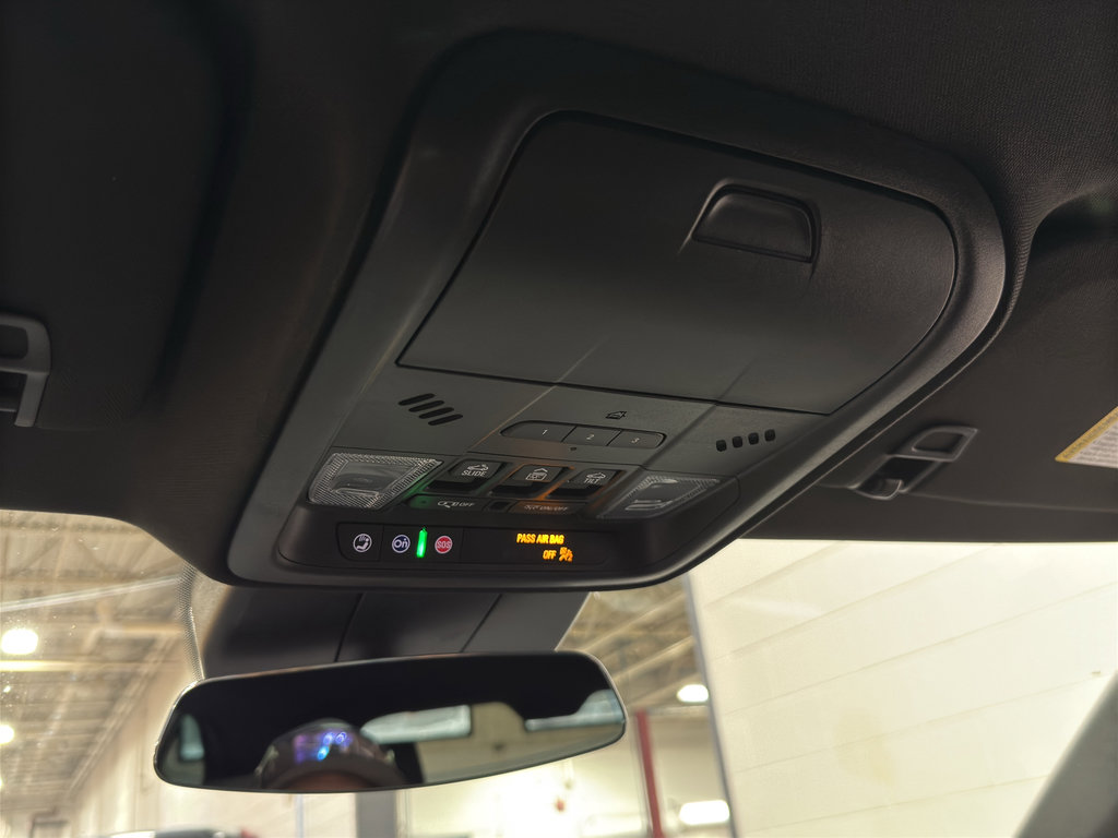 Used 2024 Cadillac XT4 Sport image 36