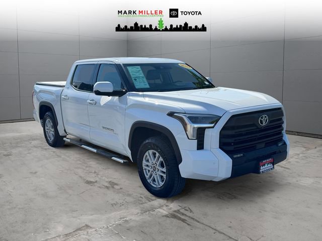 Used 2022 Toyota Tundra SR5 w/ Advanced Technology Package AWD/4WD image 7