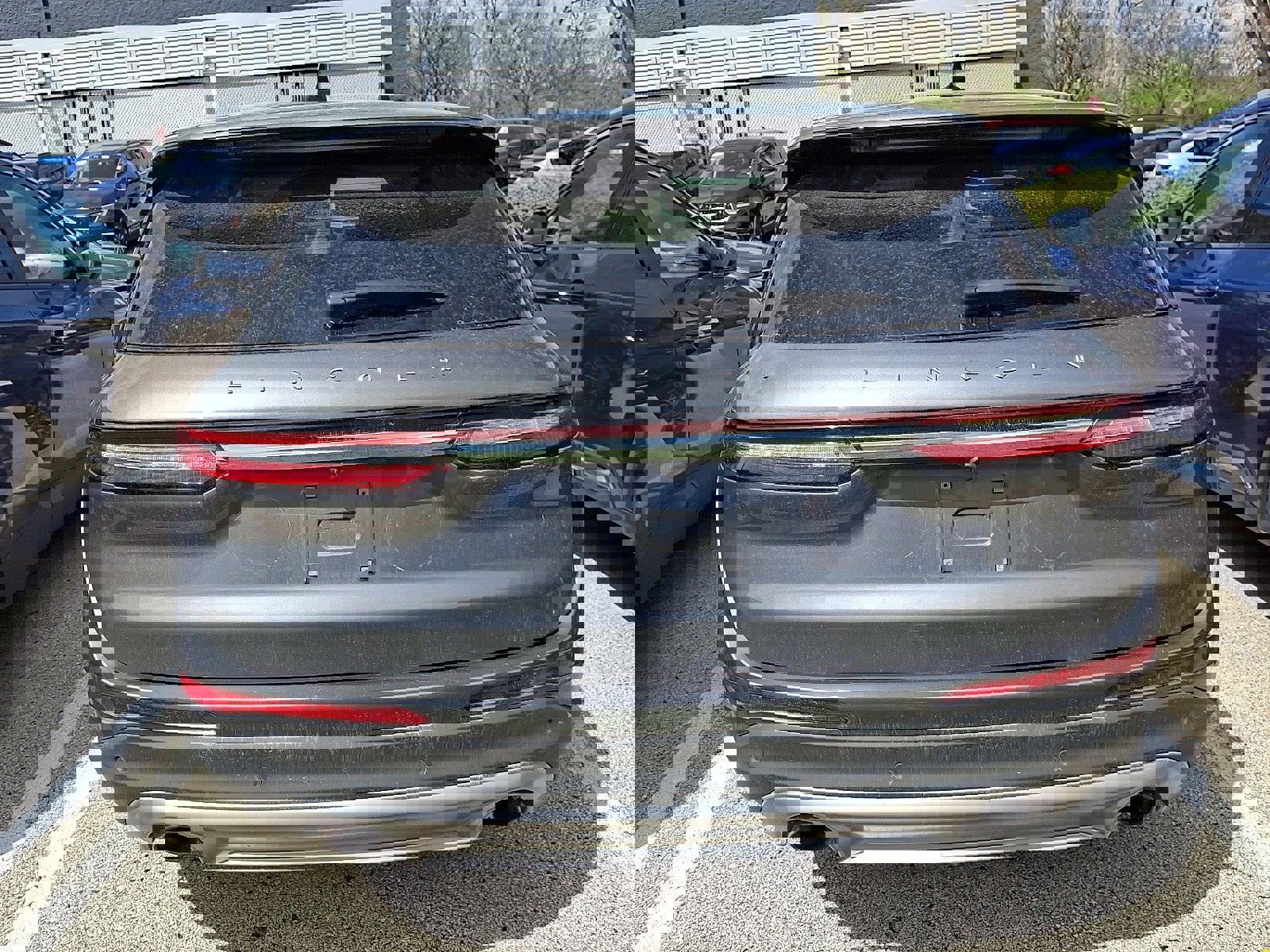 Used 2023 Lincoln Corsair AWD image 4