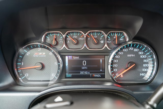 Used 2018 Chevrolet Silverado 1500 LT w/ All Star Edition AWD/4WD image 18