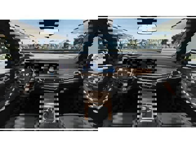 Used 2026 BMW X5 xDrive40i w/ M Sport Package image 10