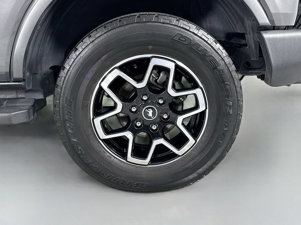 Used 2022 Ford Bronco Outer Banks AWD/4WD image 32