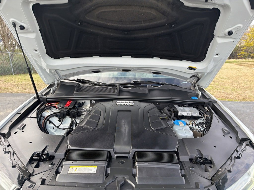 Used 2017 Audi Q7 3.0T Prestige w/ Prestige Package image 16