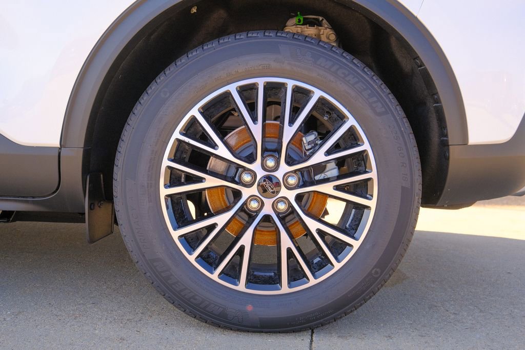 New 2025 Ford Escape SE image 35