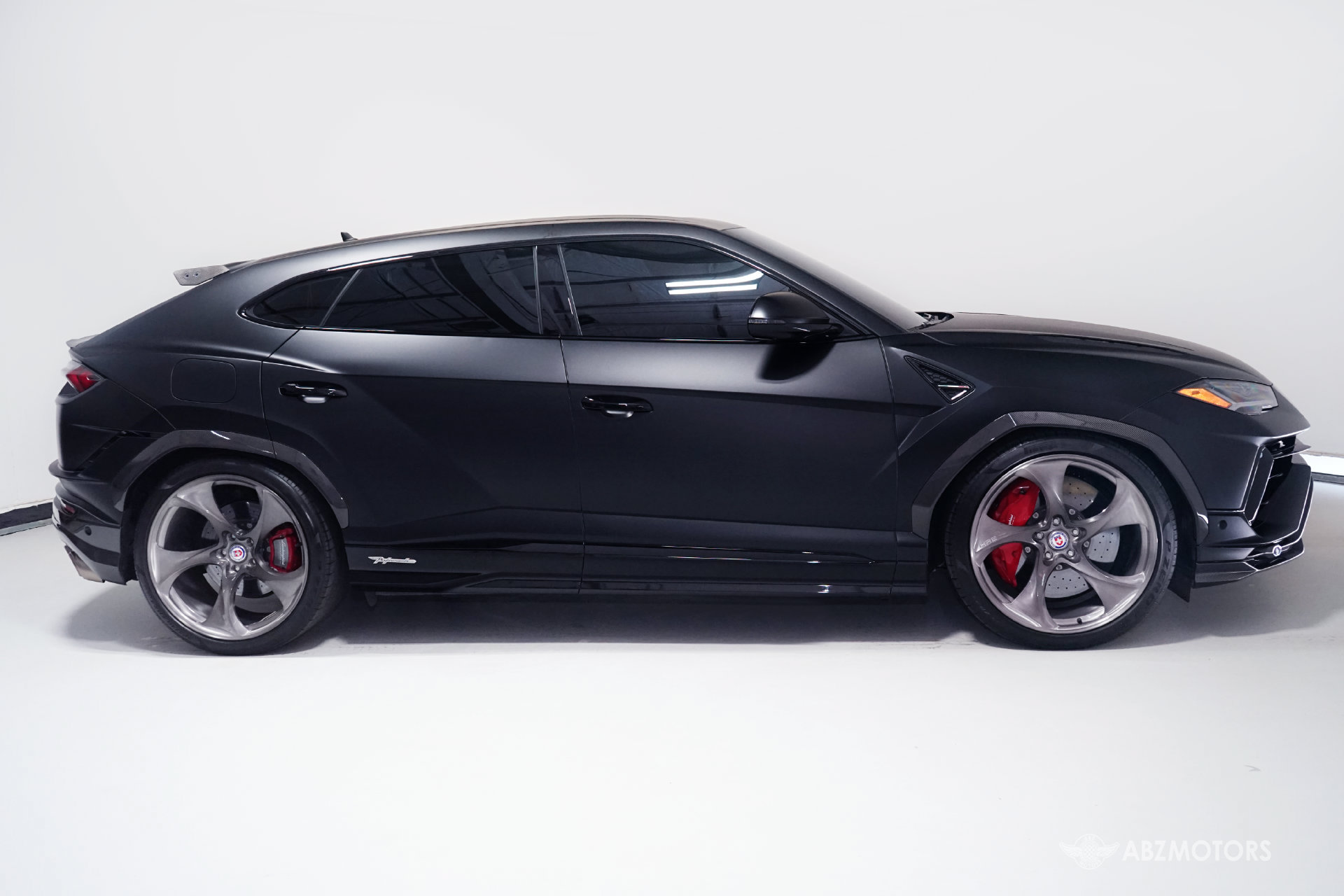 Used 2023 Lamborghini Urus Performante AWD/4WD image 4