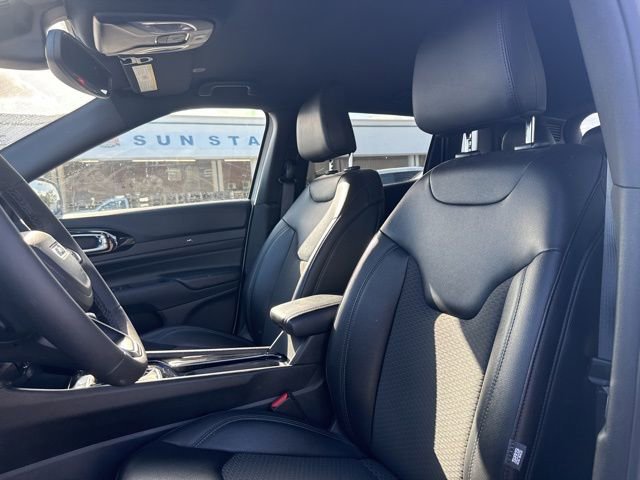 Used 2025 Jeep Compass Latitude w/ Convenience Group image 10