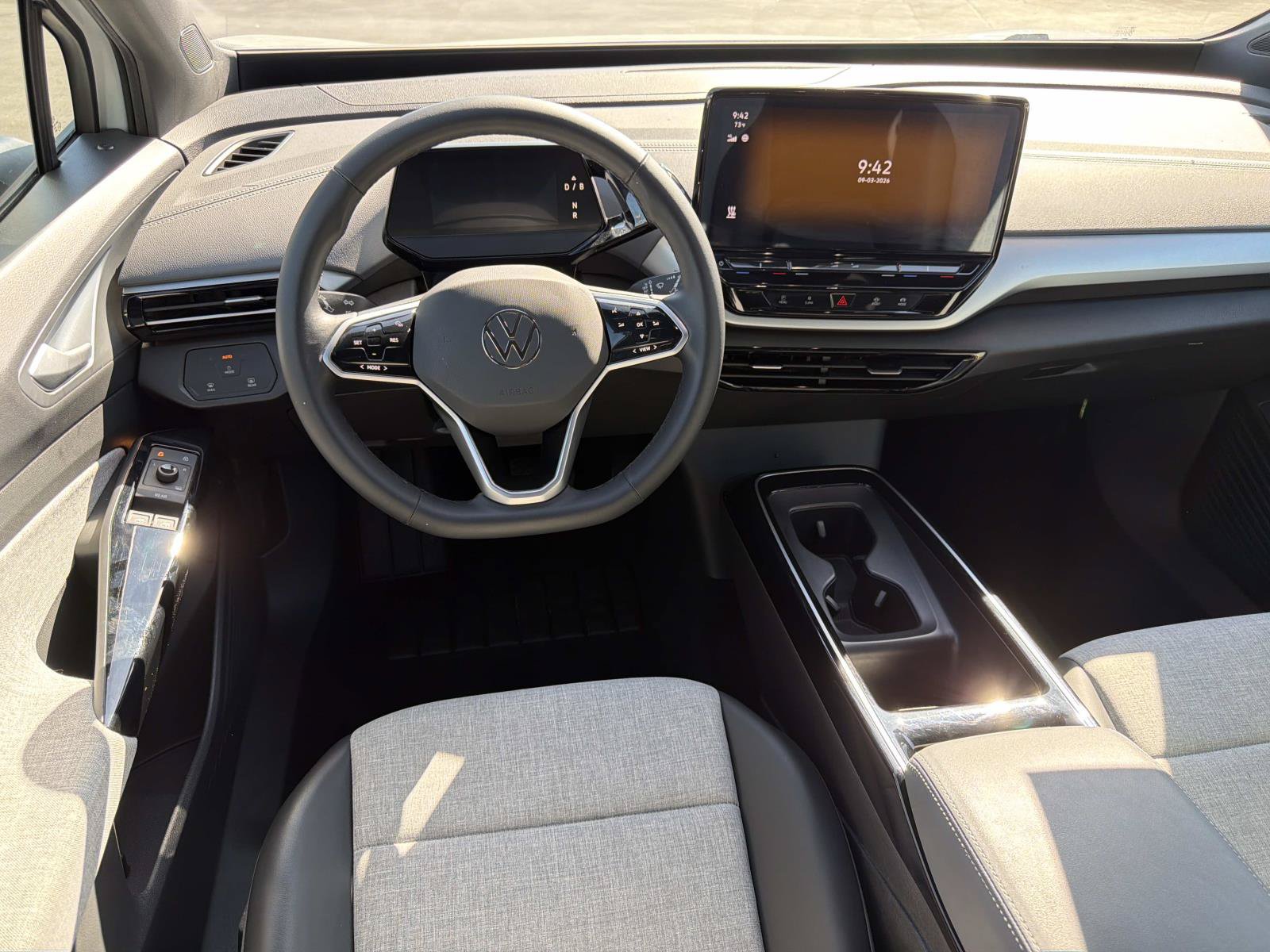 Certified 2024 Volkswagen ID.4 2WD image 8