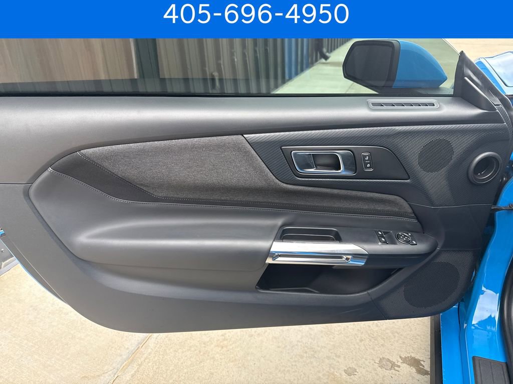Used 2025 Ford Mustang GT image 19