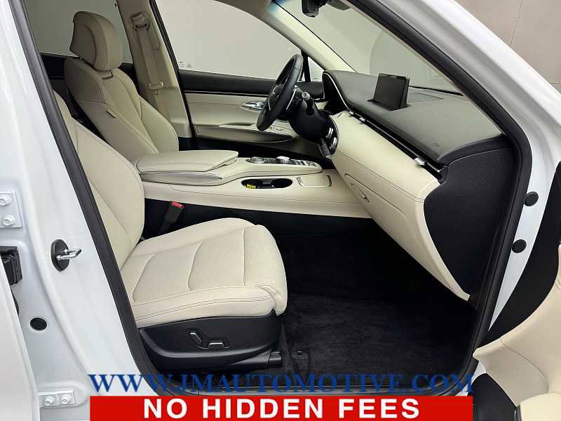 Used 2024 Genesis GV70 2.5T w/ Select Package image 20