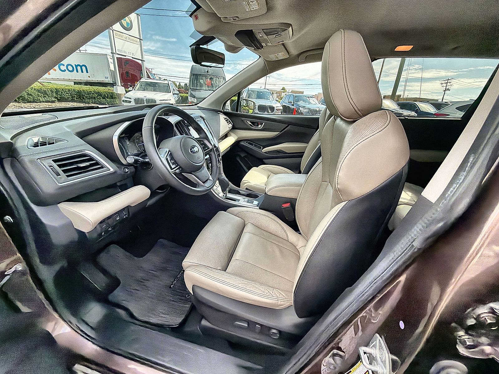 Used 2019 Subaru Ascent Limited AWD/4WD image 10