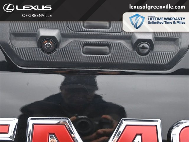 Used 2022 GMC Sierra 1500 Denali w/ Denali Reserve Package image 12