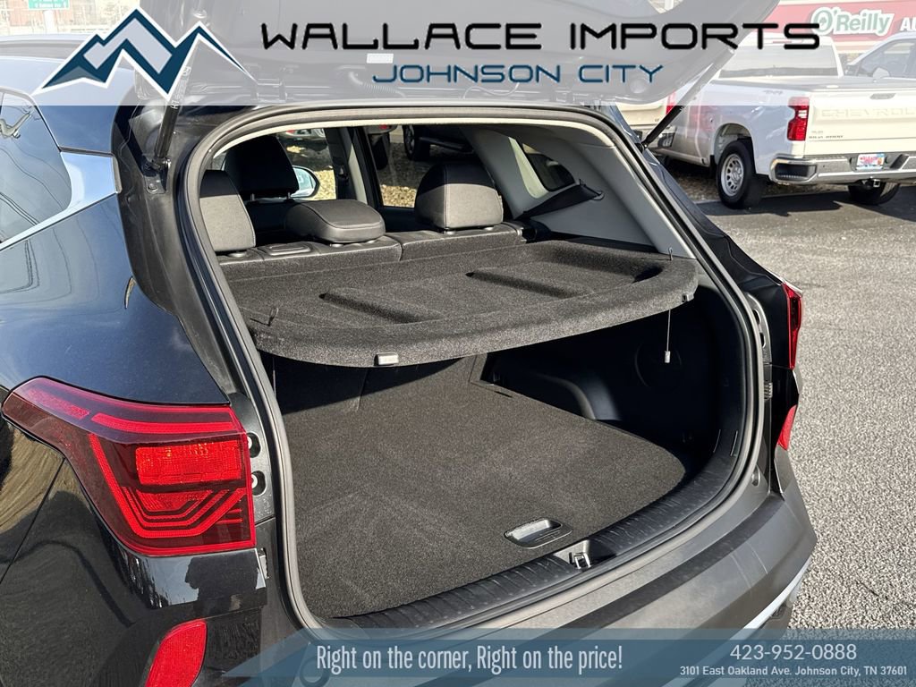 Used 2023 Kia Seltos SX image 43