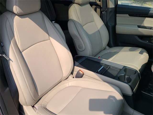 Used 2024 Honda Odyssey Touring image 14