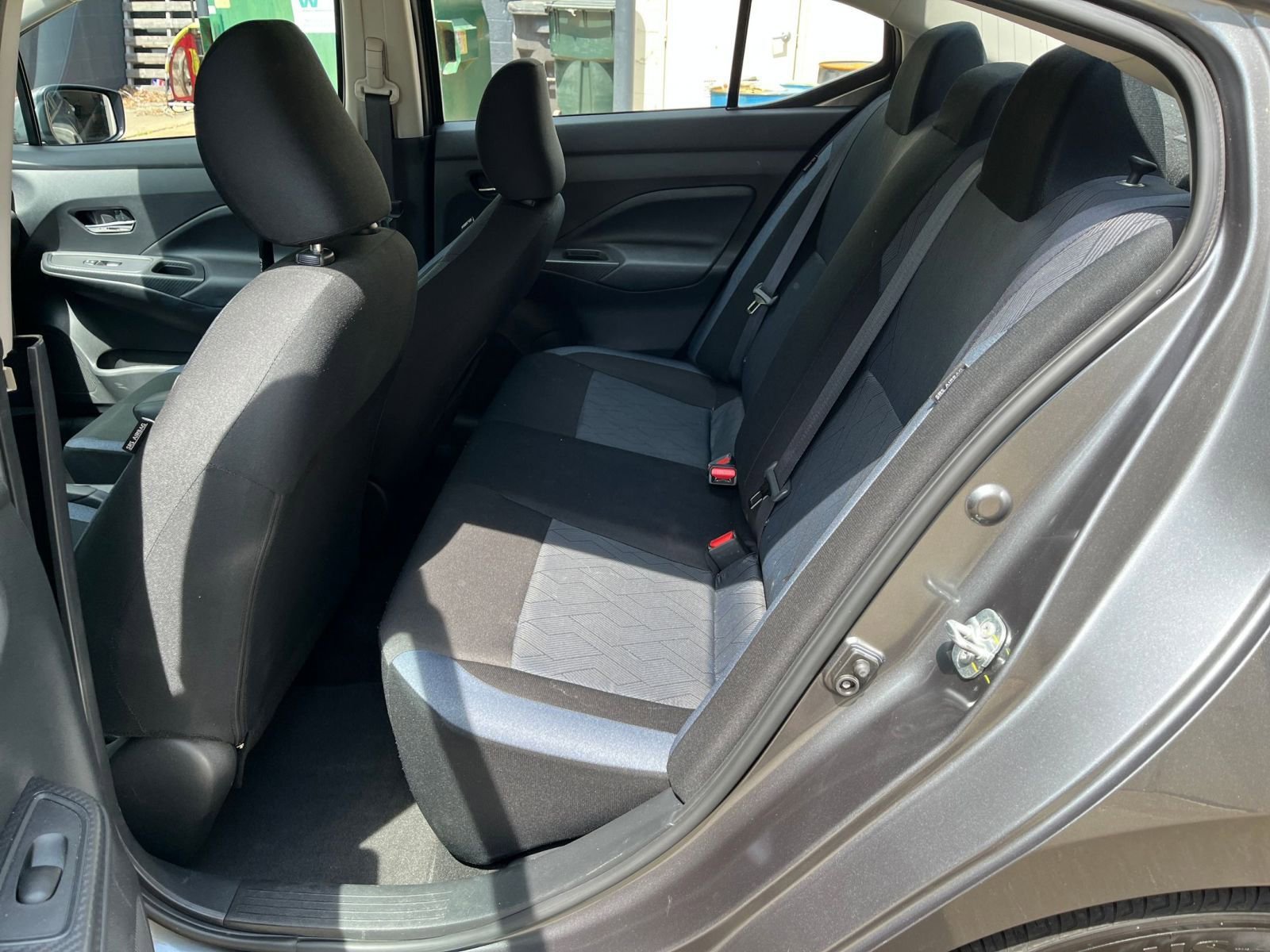 Used 2025 Nissan Versa SV image 21