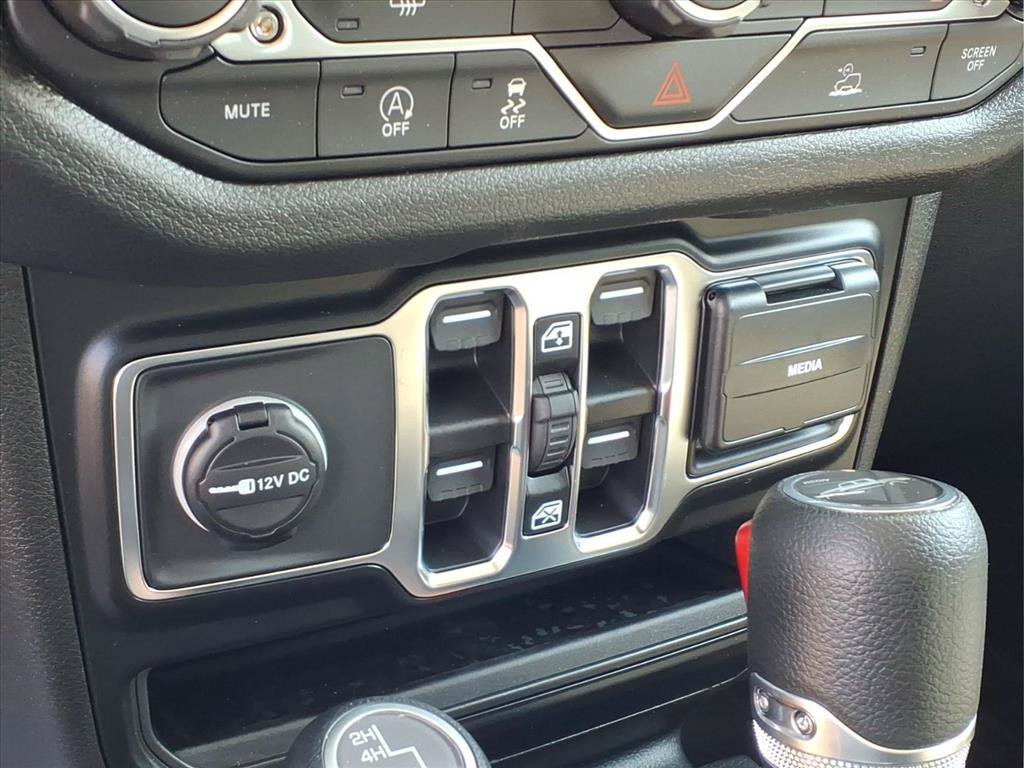 New 2026 Jeep Gladiator Sport AWD/4WD image 6