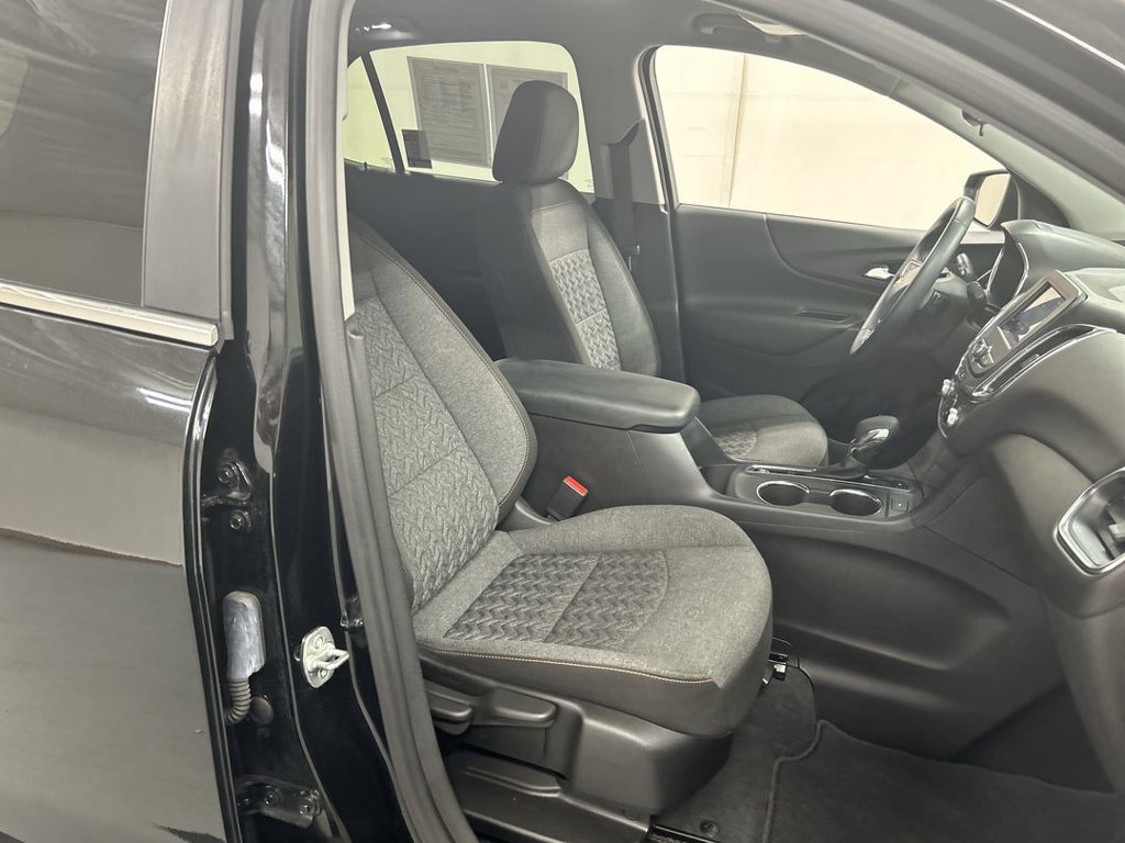 Certified 2024 Chevrolet Equinox LT AWD/4WD image 22