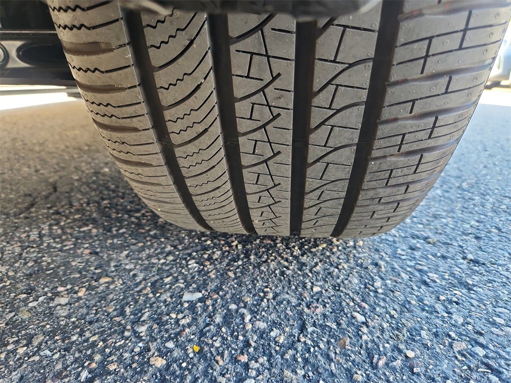 New 2026 BMW 550e xDrive w/ Premium Package image 11