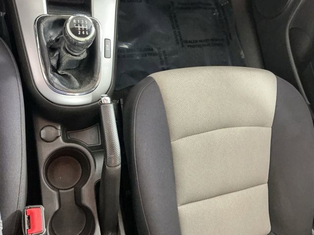 Used 2015 Chevrolet Cruze L FWD image 27