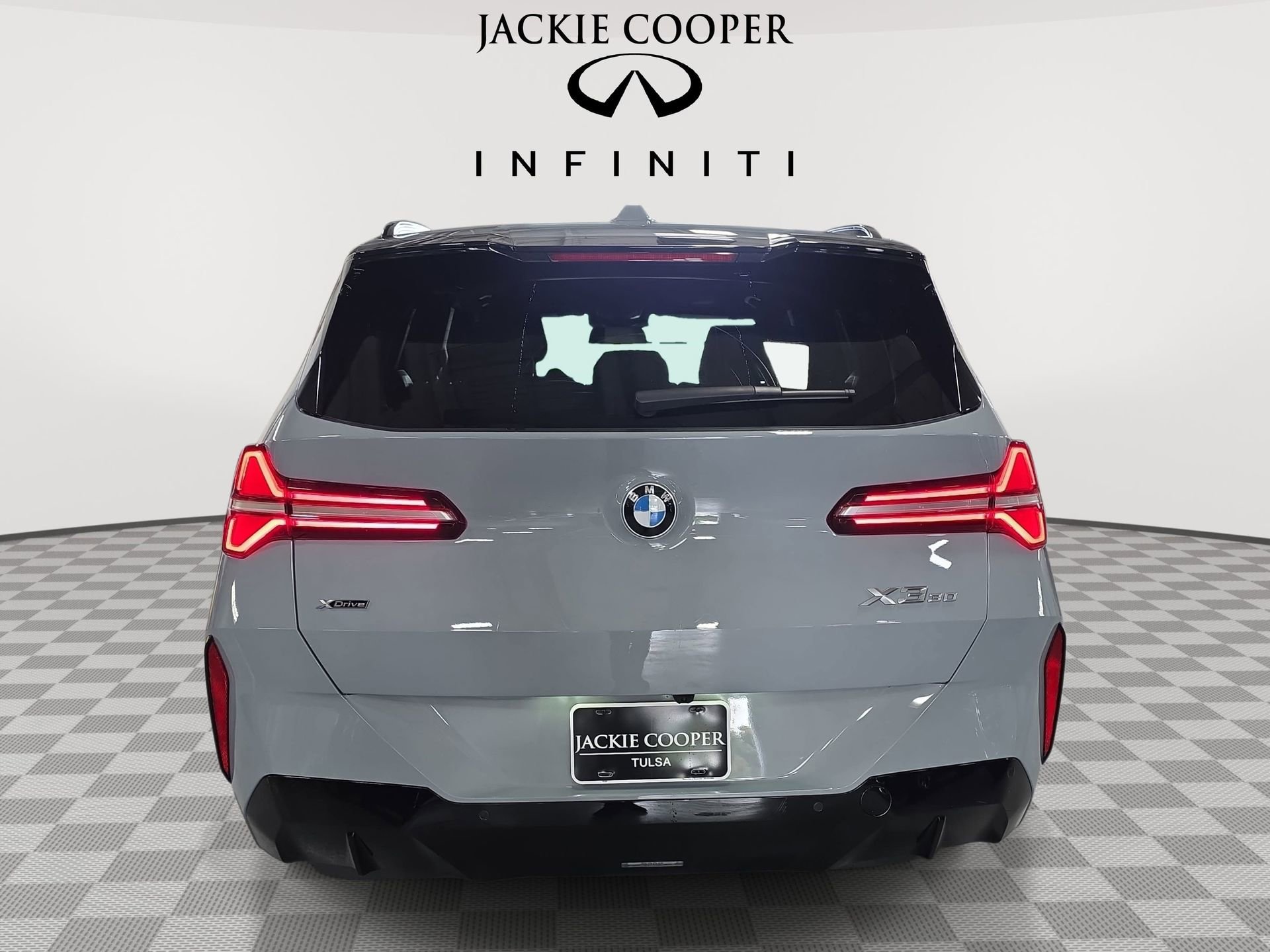 Used 2025 BMW X3 xDrive30i AWD/4WD image 6