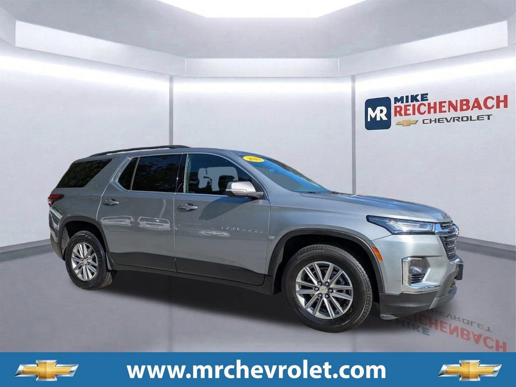 Used 2023 Chevrolet Traverse LT w/ LPO, Floor Liner Package AWD/4WD image 1