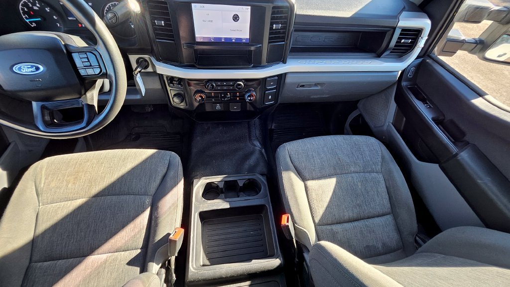 Used 2024 Ford F250 XL w/ XL Driver Assist Package RWD image 5