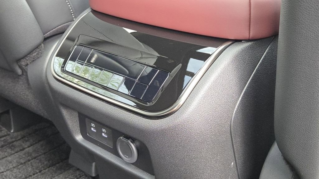 New 2026 INFINITI QX80 Autograph w/ Autograph Exterior Package image 10