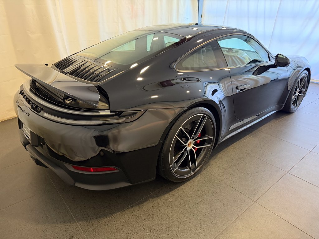 Certified 2025 Porsche 911 Carrera 4 GTS AWD/4WD image 9