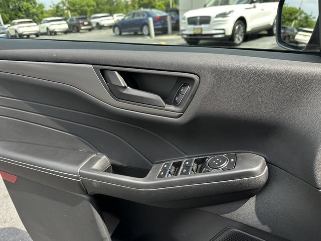 Certified 2023 Ford Escape Active w/ Tech Pack #1 AWD/4WD image 31
