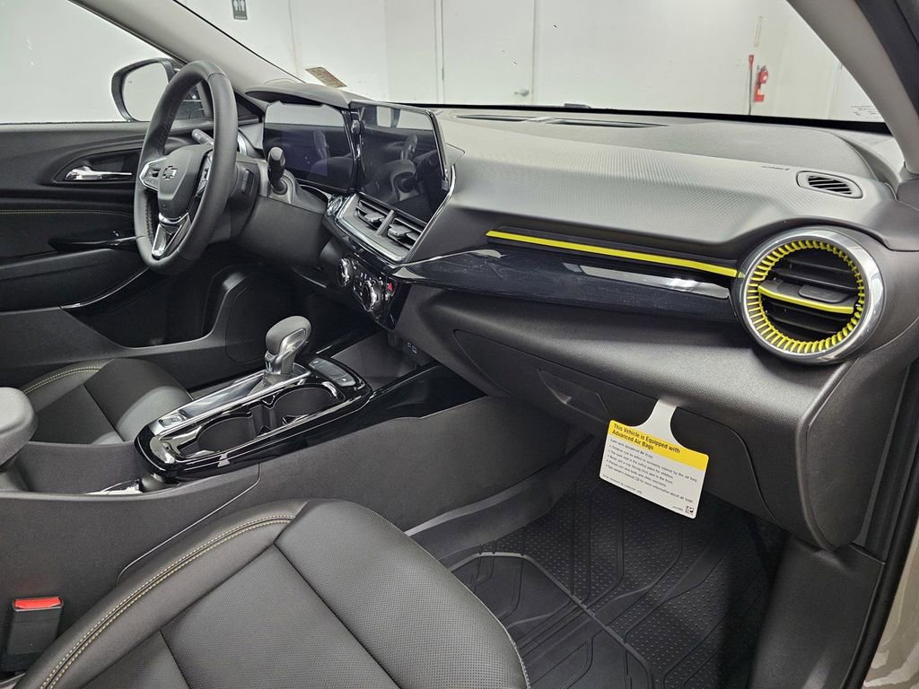 New 2026 Chevrolet Trax ACTIV w/ Driver Confidence Package image 11