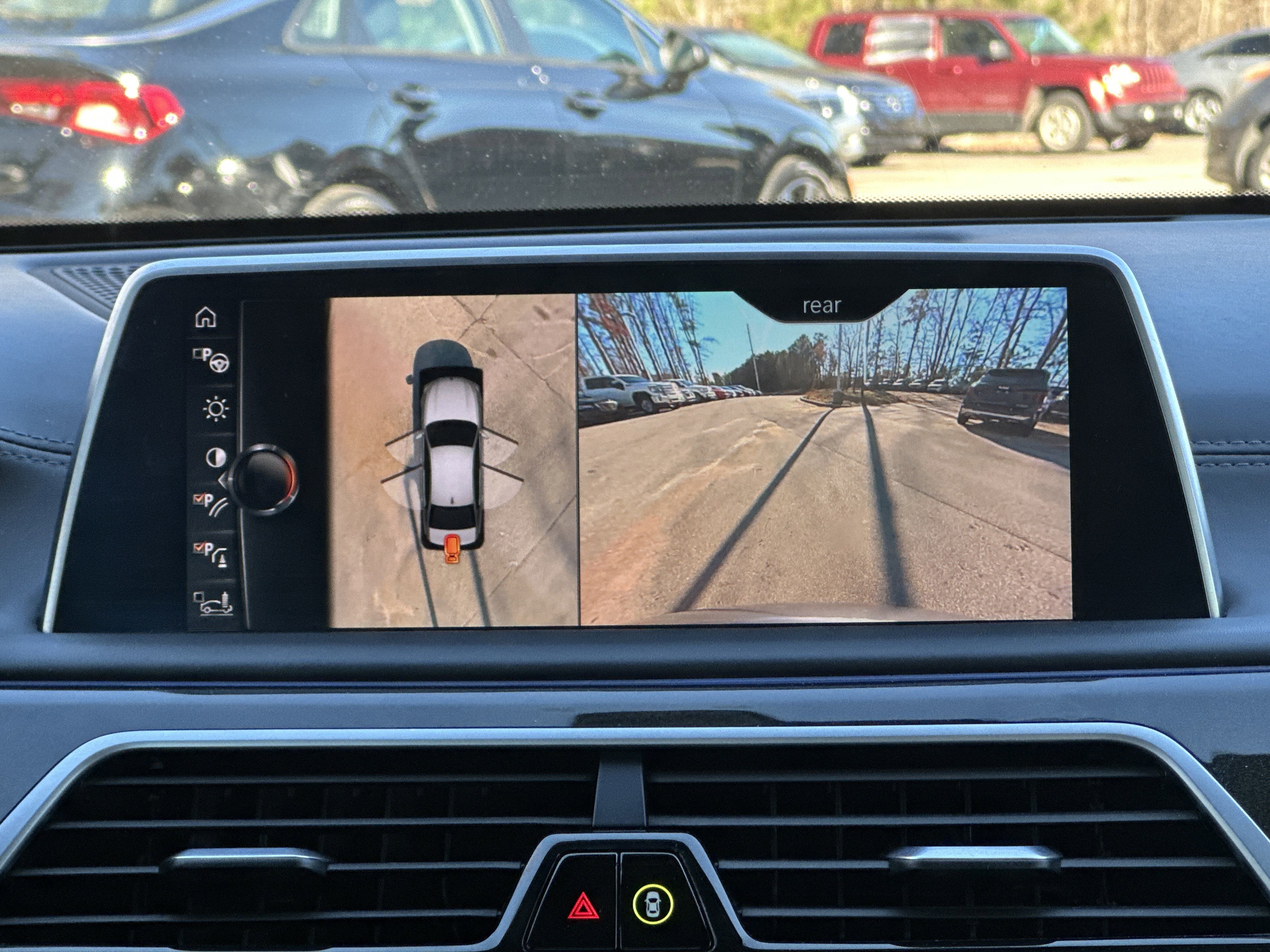 Used 2017 BMW 750i xDrive image 3