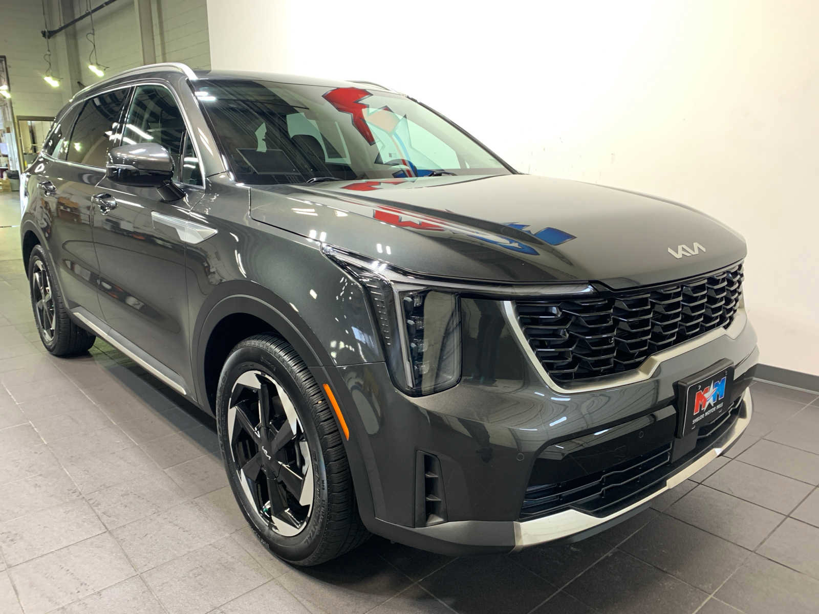 Used 2025 Kia Sorento EX image 2