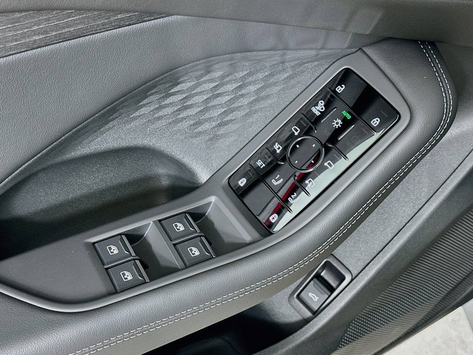 New 2026 Audi A5 Premium Plus AWD/4WD image 18