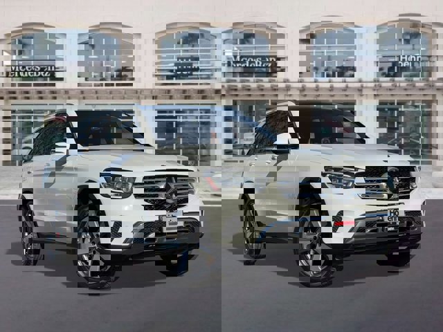 Used 2020 Mercedes-Benz GLC 300 4MATIC image 1