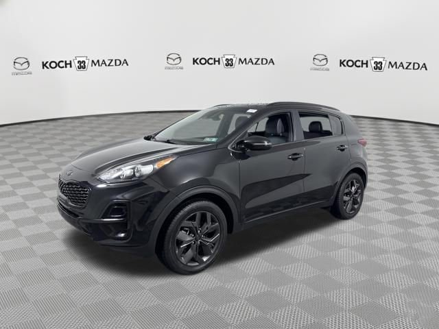 Used 2022 Kia Sportage Nightfall Edition image 3