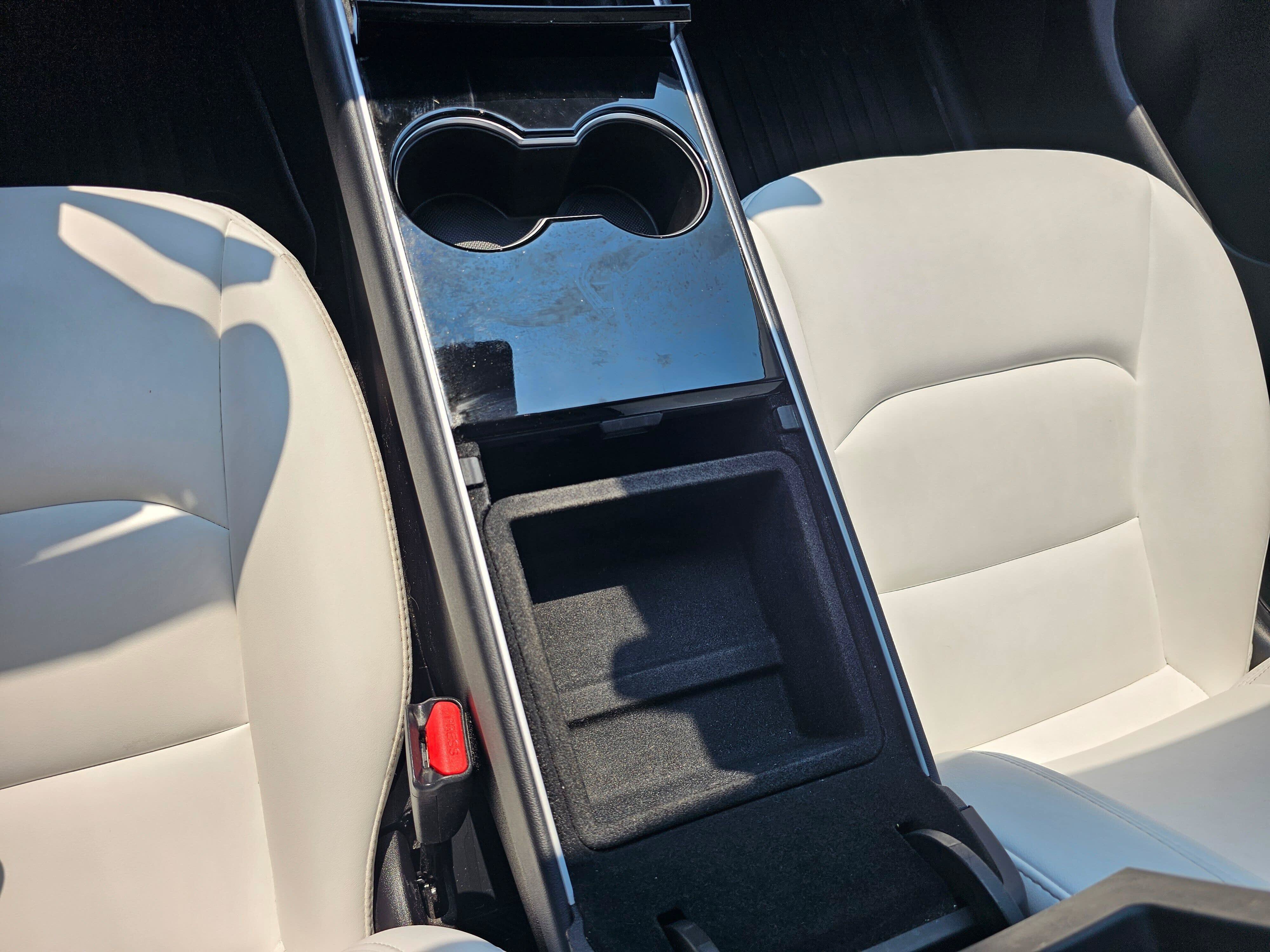 Used 2020 Tesla Model Y Performance AWD/4WD image 26